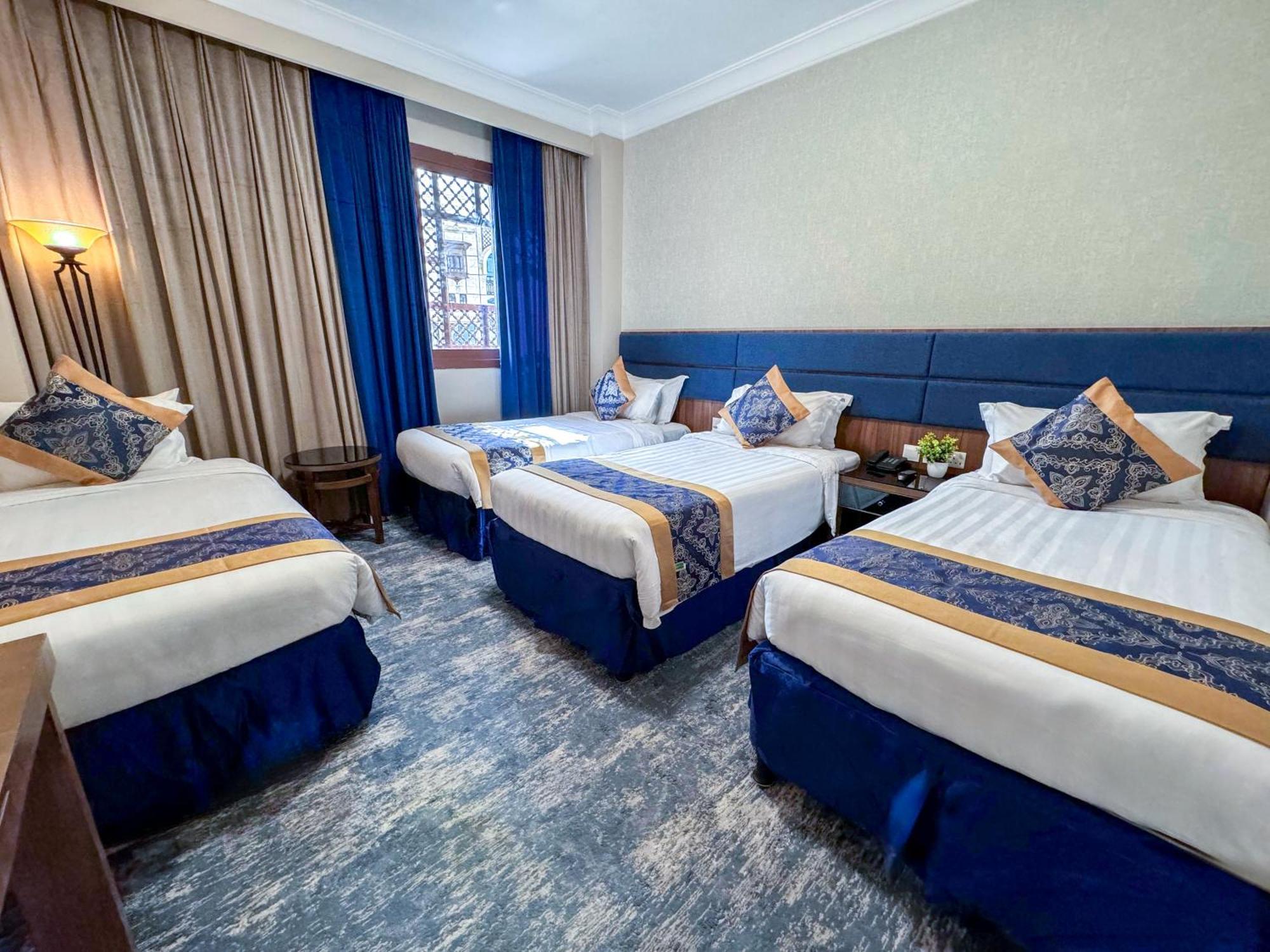 Rabwat Al Safwah Golden Hotel Medina ภายนอก รูปภาพ