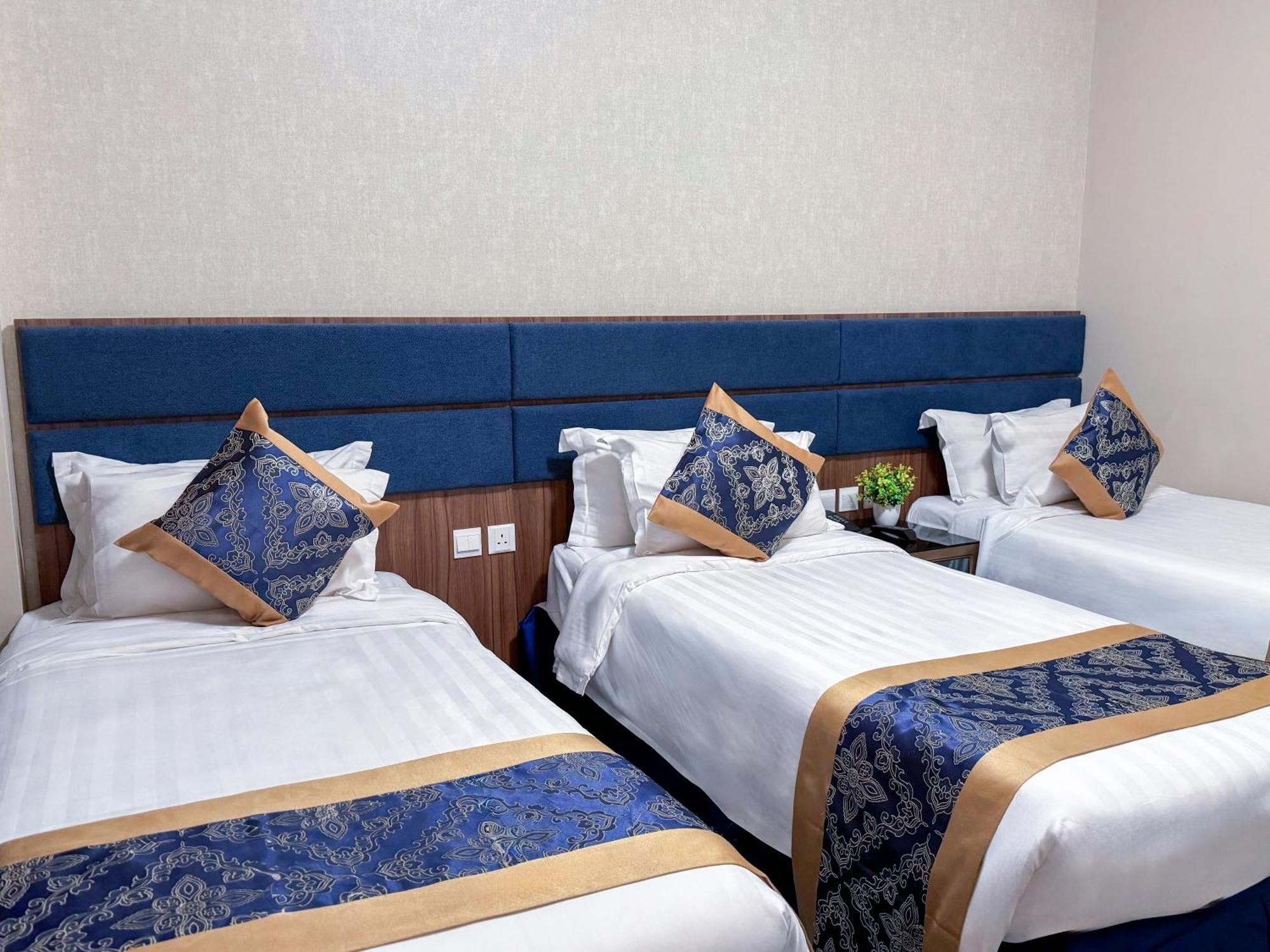 Rabwat Al Safwah Golden Hotel Medina ภายนอก รูปภาพ